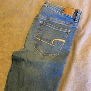 NWOT American Eagle high waisted skinny jeans